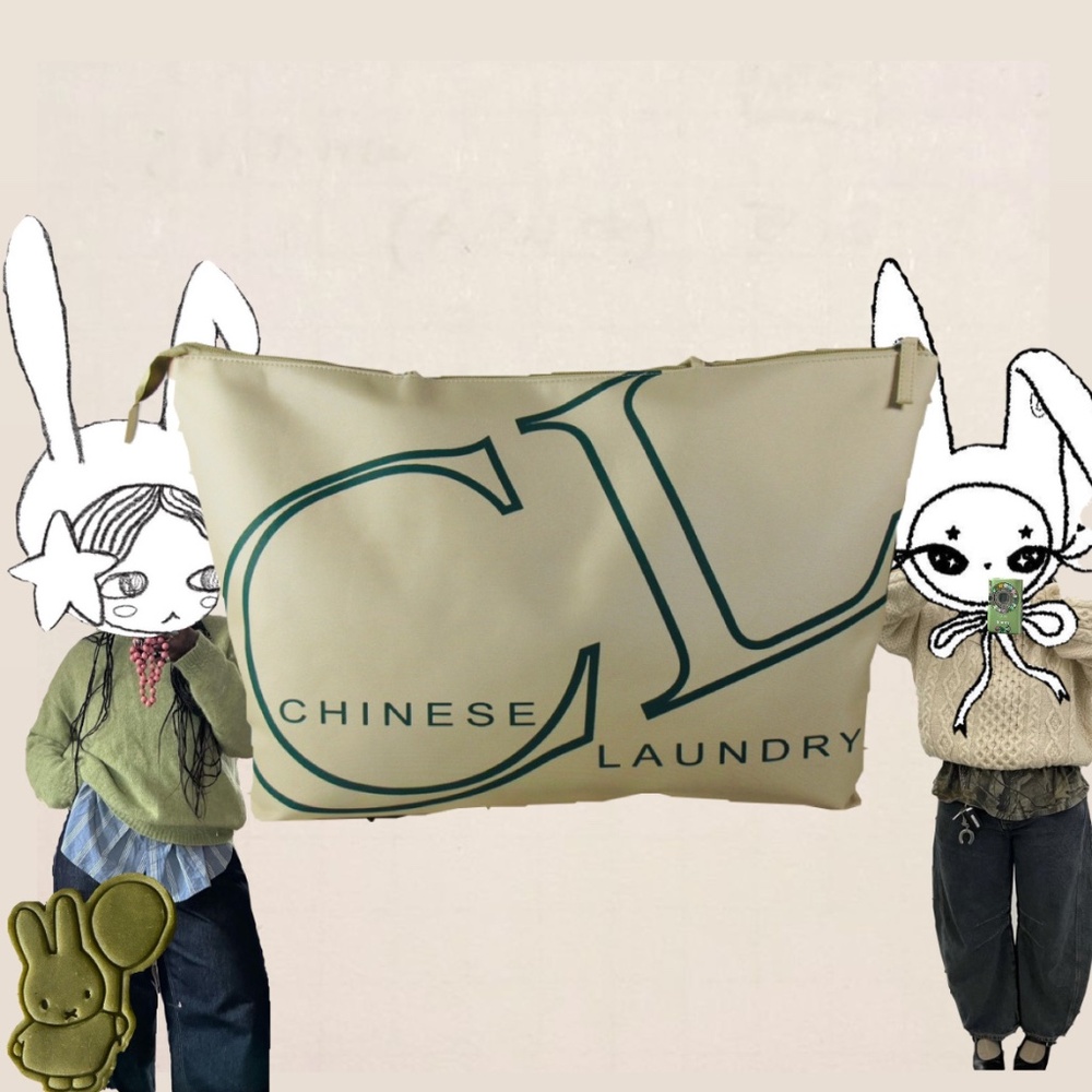 CHINESE LAUNDRY NYLON TOTE BAG